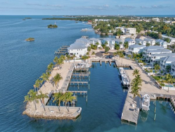 Luxury Vacation Rental in Marathon Fl - 5-Bedroom Coastal Escape